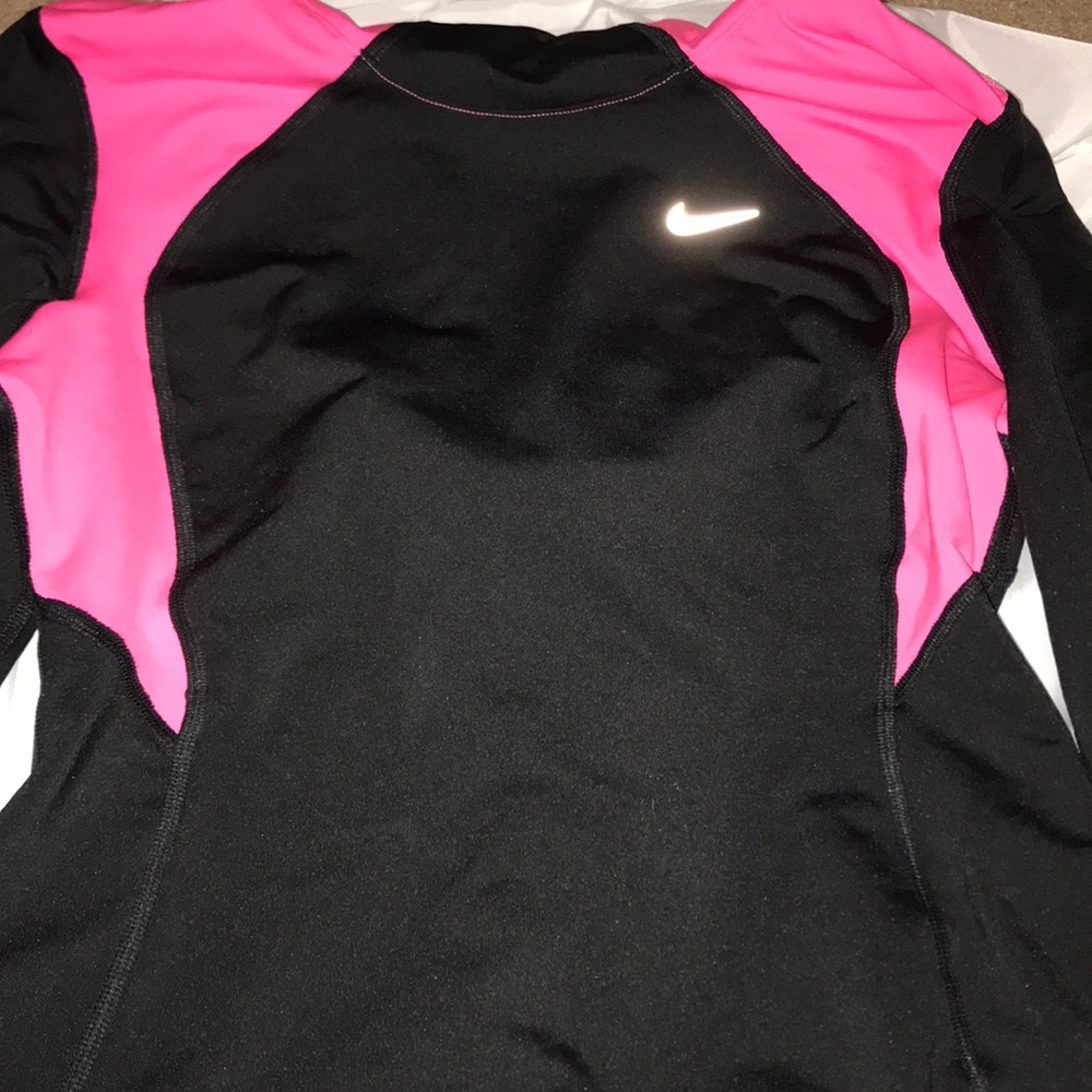 black/neon pink sweatshirt